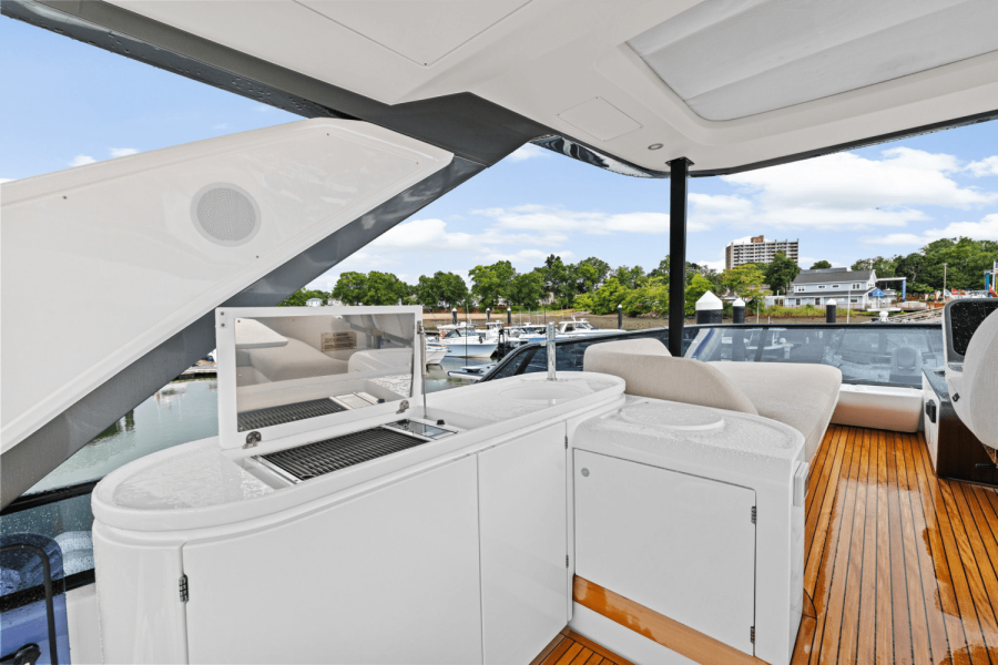 68ft Azimut Yacht For Sale