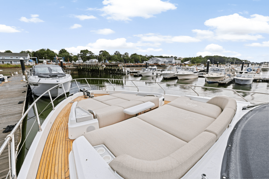 68ft Azimut Yacht For Sale