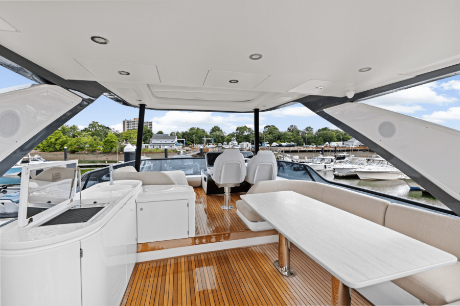 68ft Azimut Yacht For Sale