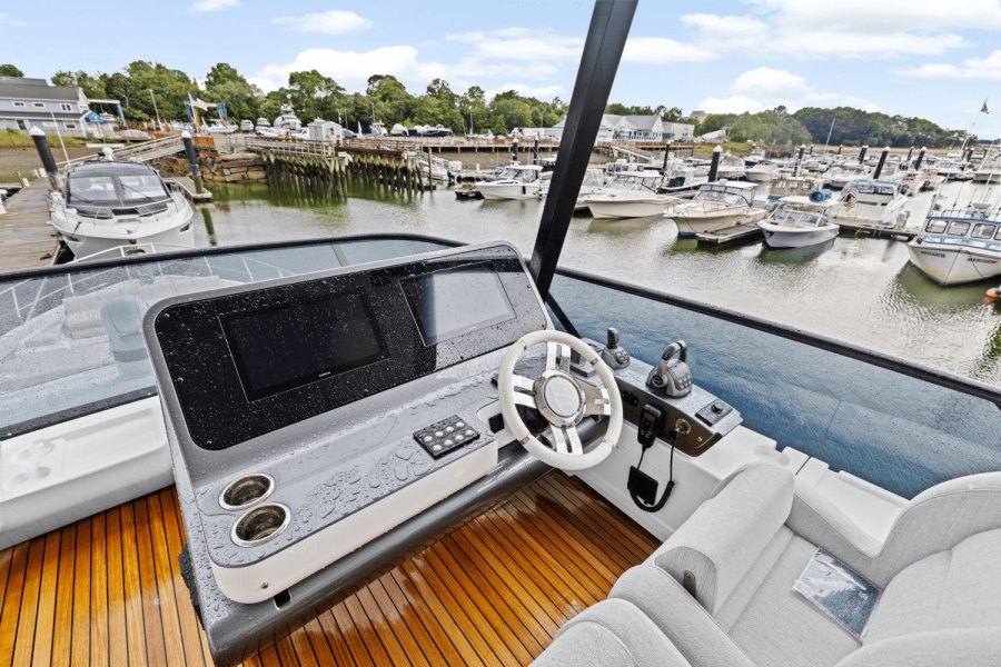 68ft Azimut Yacht For Sale