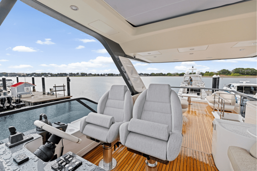 68ft Azimut Yacht For Sale