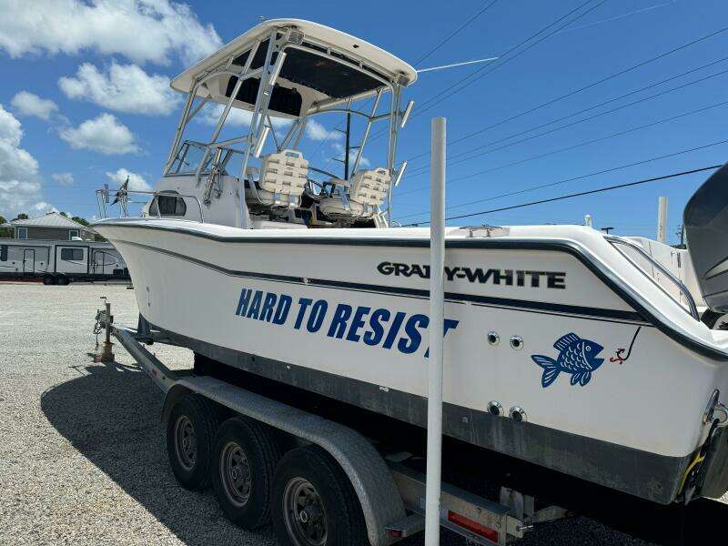 27ft Grady White Yacht For Sale