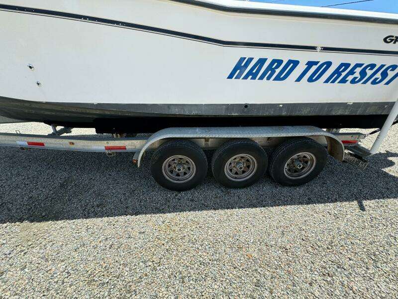 27ft Grady White Yacht For Sale
