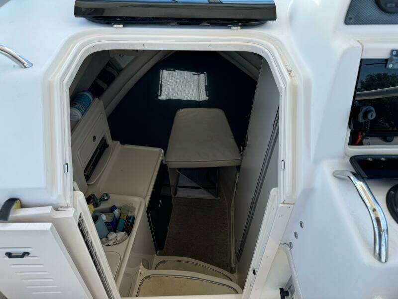 27ft Grady White Yacht For Sale