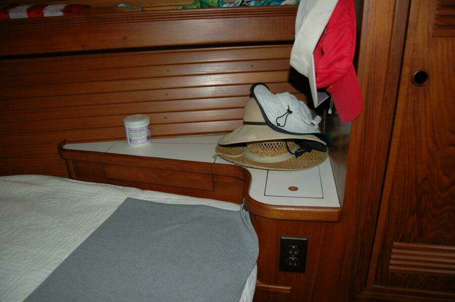 Outward 38ft Sabre Yacht For Sale