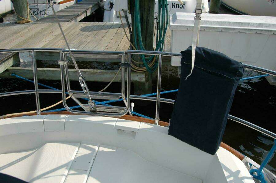 Outward 38ft Sabre Yacht For Sale