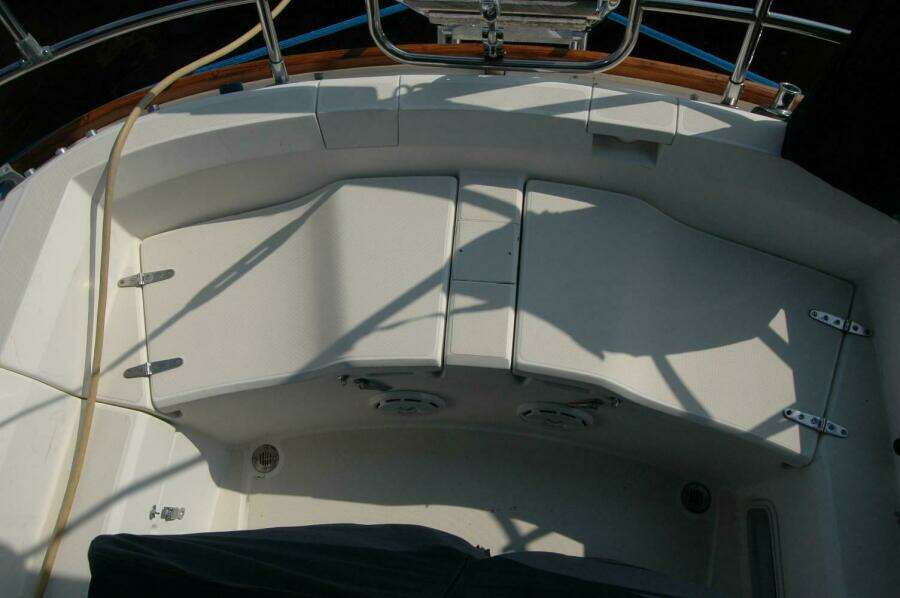 Outward 38ft Sabre Yacht For Sale