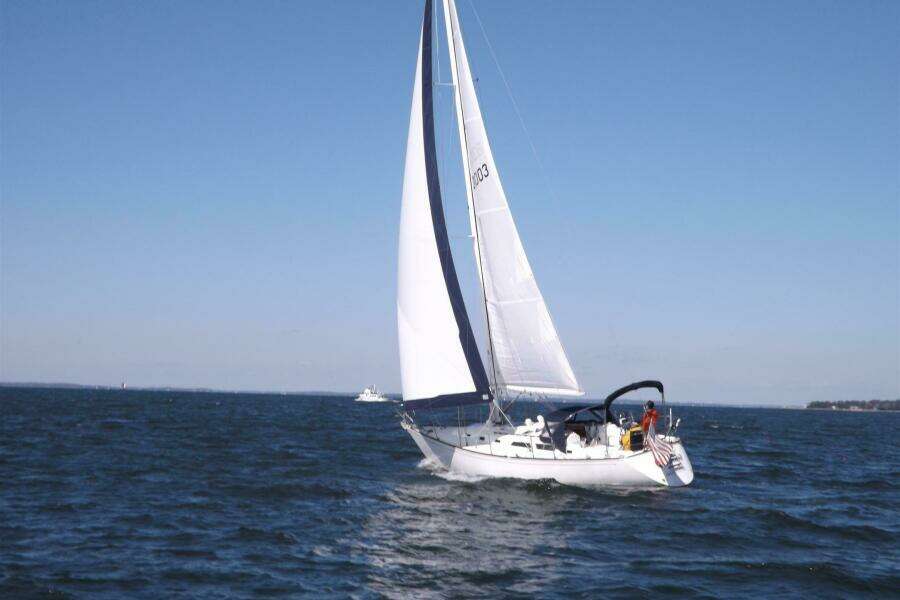 Outward 38ft Sabre Yacht For Sale