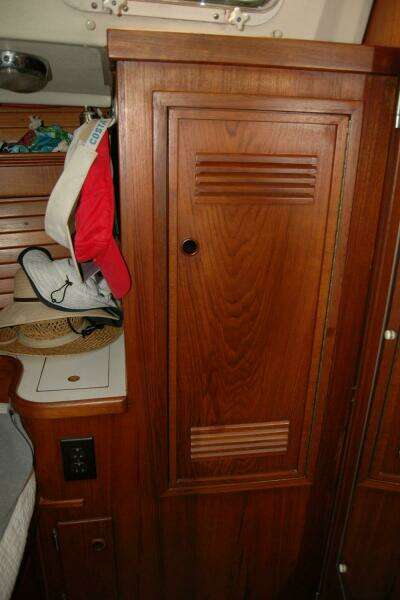 Outward 38ft Sabre Yacht For Sale