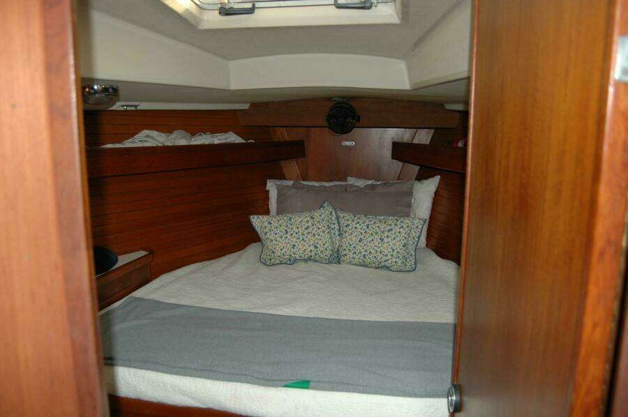 Outward 38ft Sabre Yacht For Sale