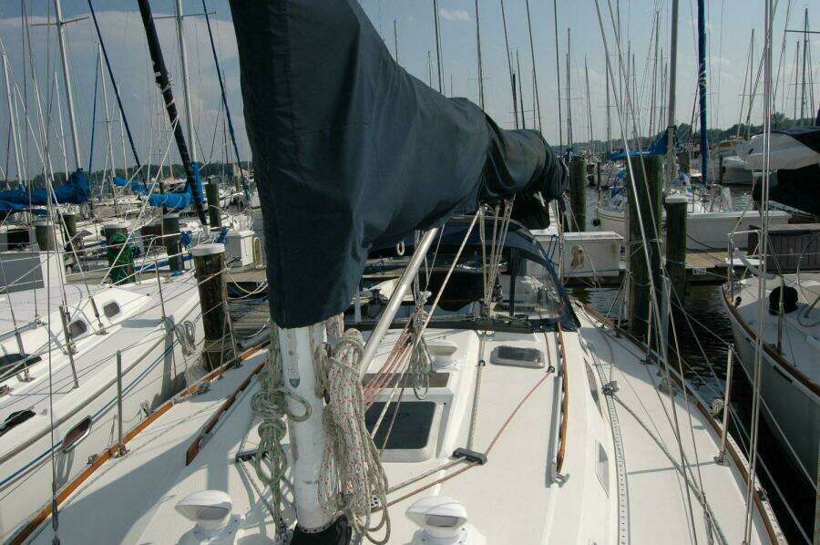 Outward 38ft Sabre Yacht For Sale