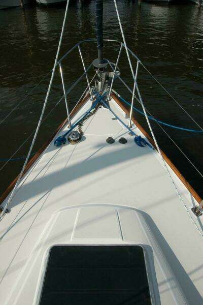 Outward 38ft Sabre Yacht For Sale