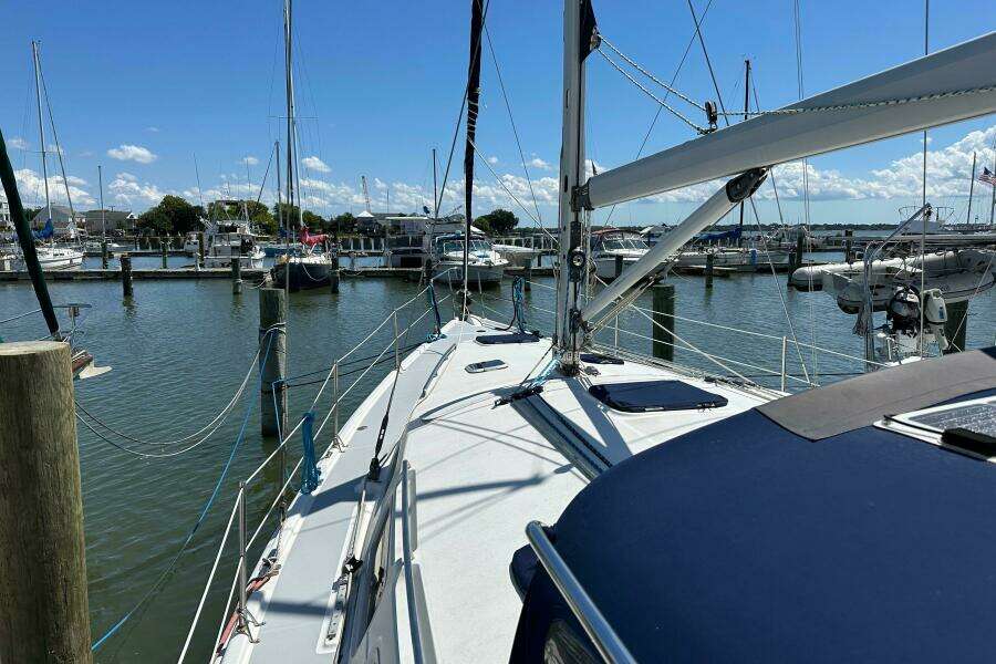 Mischievous Mermaid  44ft Hunter Yacht For Sale