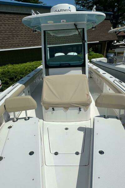 27ft Everglades Yacht For Sale