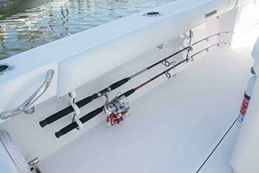27ft Everglades Yacht For Sale