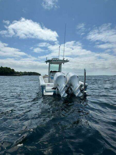27ft Everglades Yacht For Sale