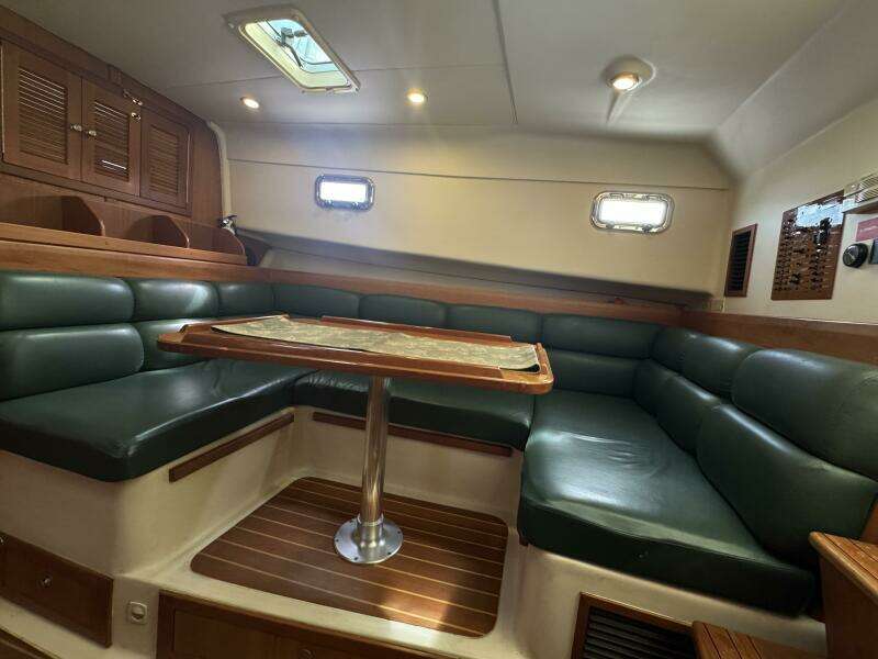 Mero  34ft Mainship Yacht For Sale