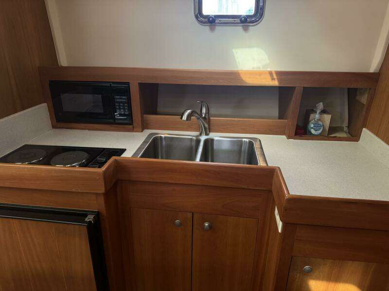 Mero  34ft Mainship Yacht For Sale