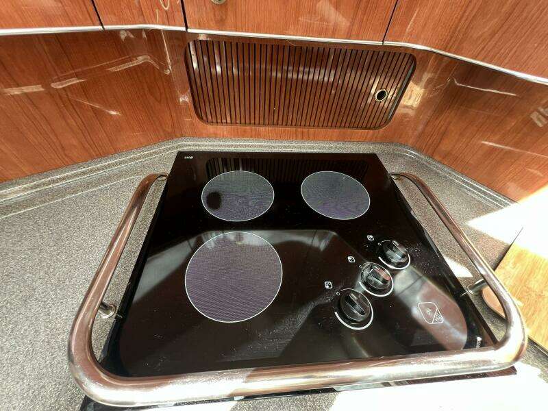 Just One More 42ft Sea Ray Yacht For Sale