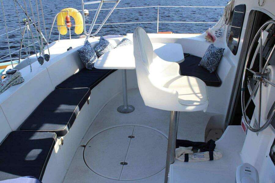 2000-fountaine-pajot-belize-43-sail-9923658-20250830060252071-4.jpg