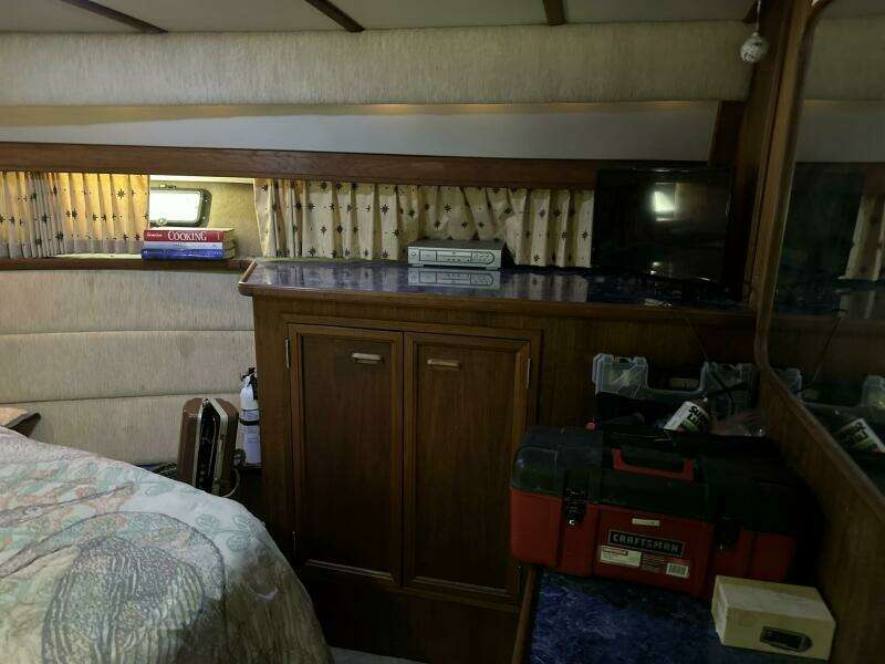 Morningstar 42ft Carver Yacht For Sale