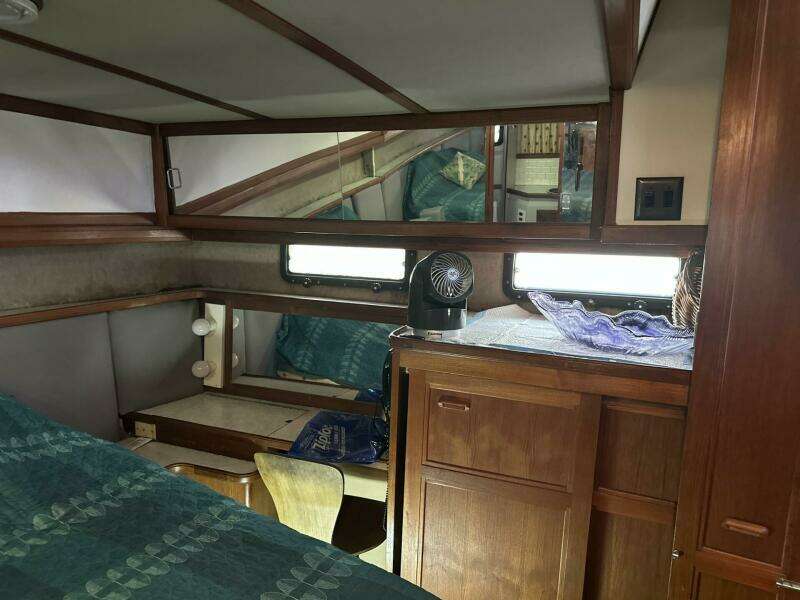 Morningstar 42ft Carver Yacht For Sale