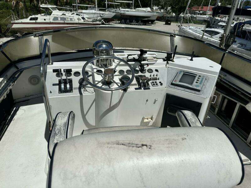 Morningstar 42ft Carver Yacht For Sale