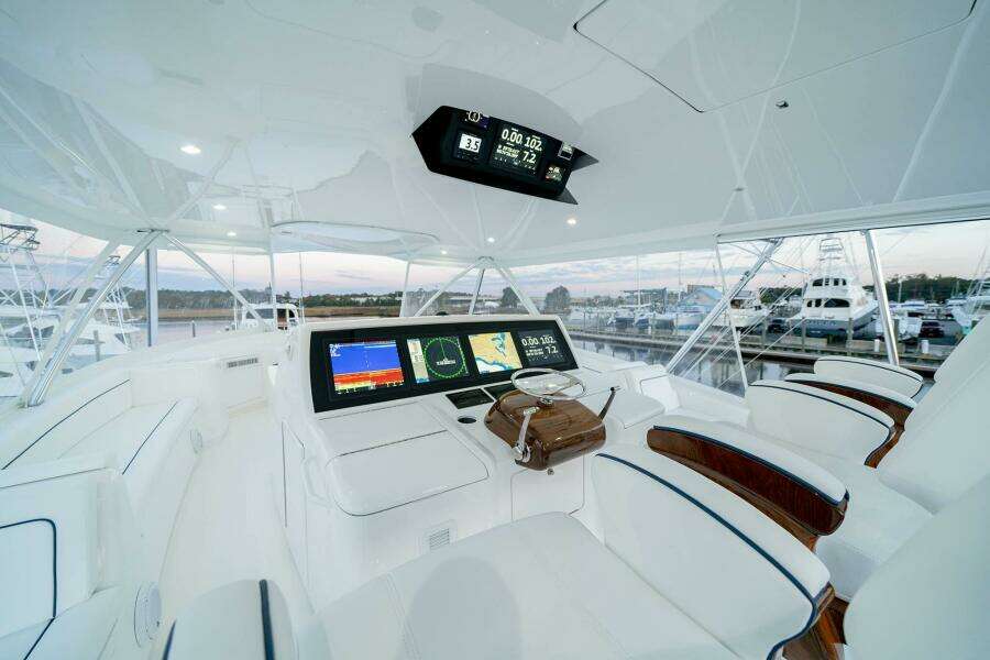 2026 Viking 90C 90ft Viking Yacht For Sale
