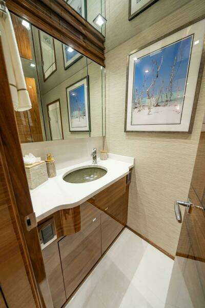 2026 Viking 90C 90ft Viking Yacht For Sale