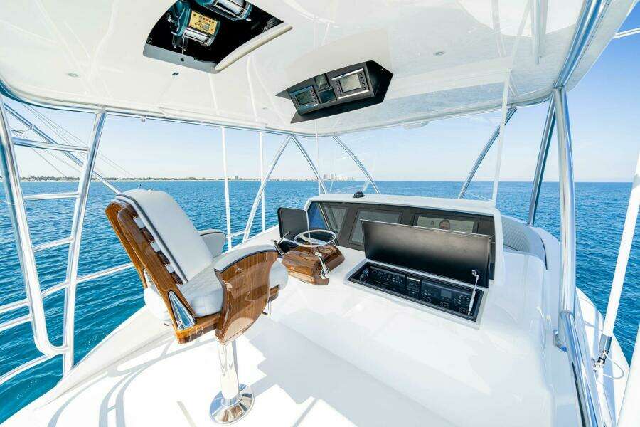 2026 Viking 90SB 90ft Viking Yacht For Sale