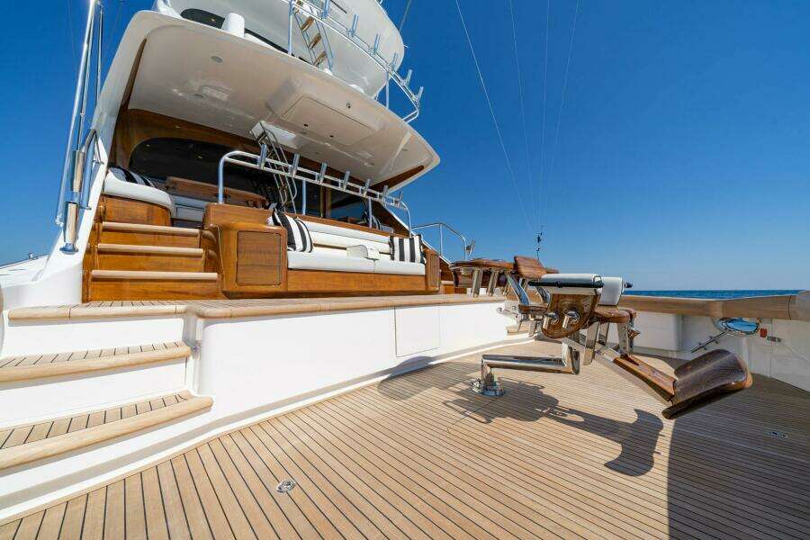 2026 Viking 90SB 90ft Viking Yacht For Sale