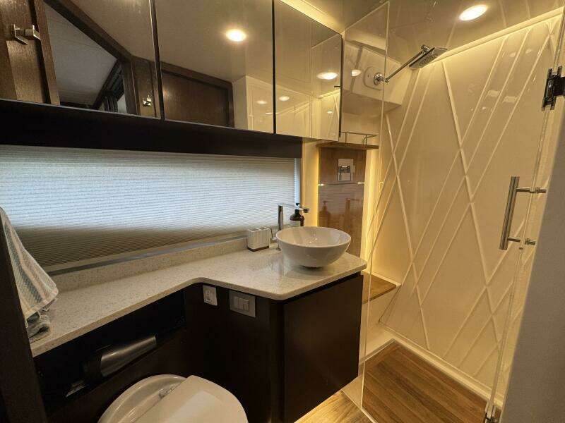 Blue Skies 42ft Regal Yacht For Sale