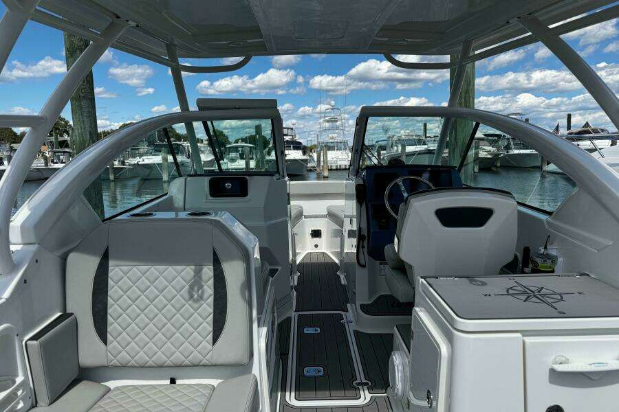 Luna Sea  26ft Pursuit Yacht For Sale