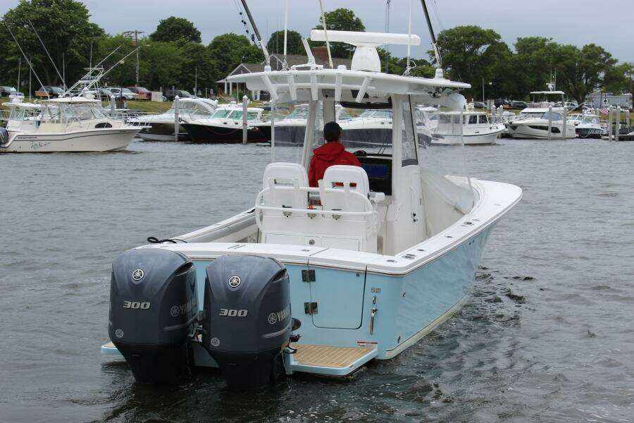 28ft Regulator Yacht For Sale