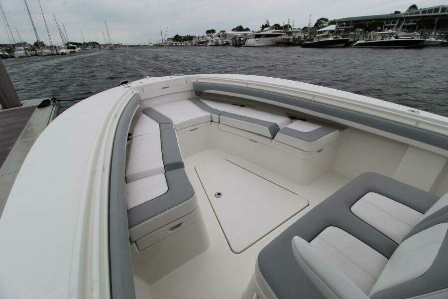 28ft Regulator Yacht For Sale
