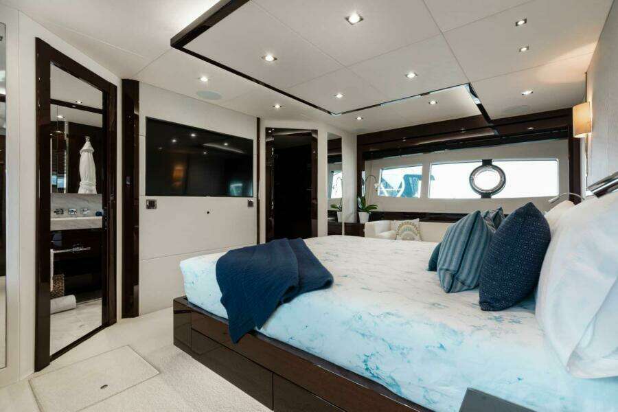Mirracle  95ft Sunseeker Yacht For Sale