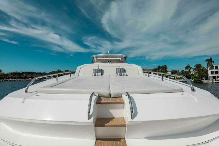 Mirracle  95ft Sunseeker Yacht For Sale