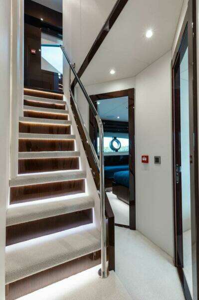 Mirracle  95ft Sunseeker Yacht For Sale