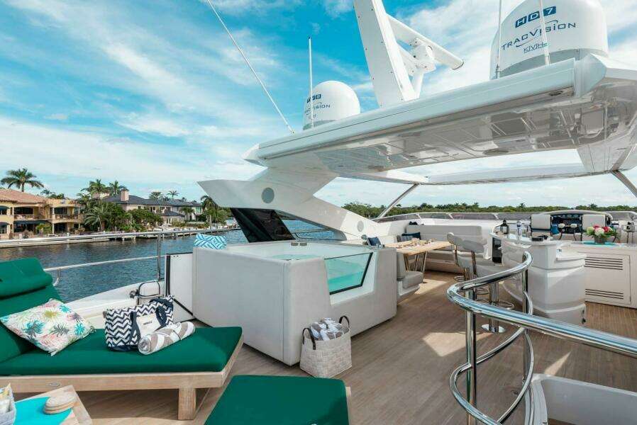 Mirracle  95ft Sunseeker Yacht For Sale