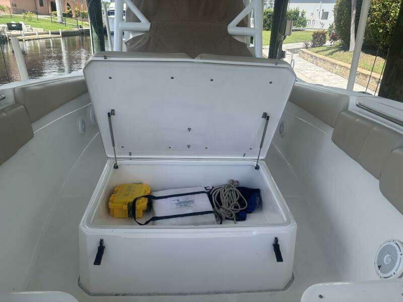 28ft Sea Fox Yacht For Sale