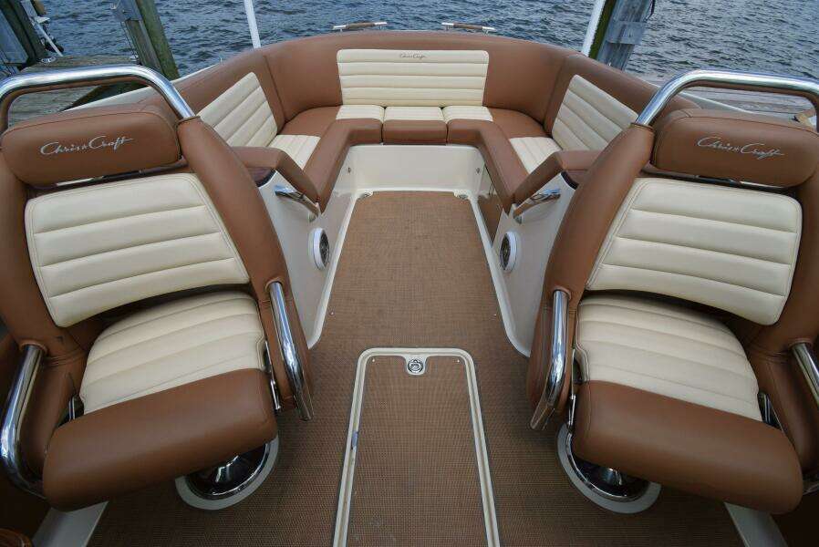 25ft Chris Craft Yacht For Sale