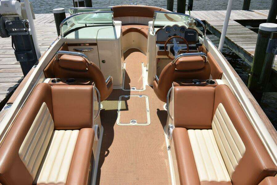 25ft Chris Craft Yacht For Sale