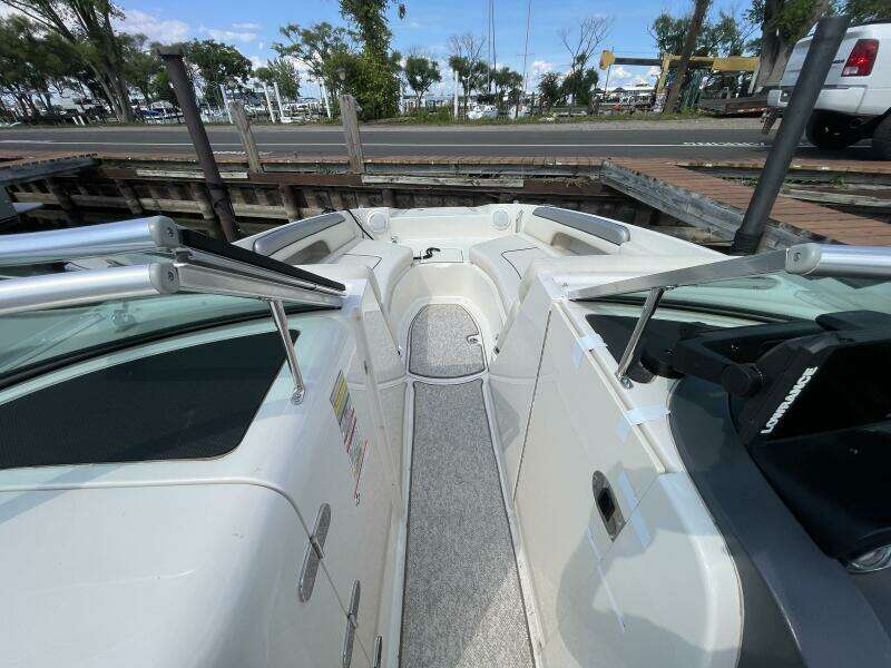 N a 28ft Sea Ray Yacht For Sale