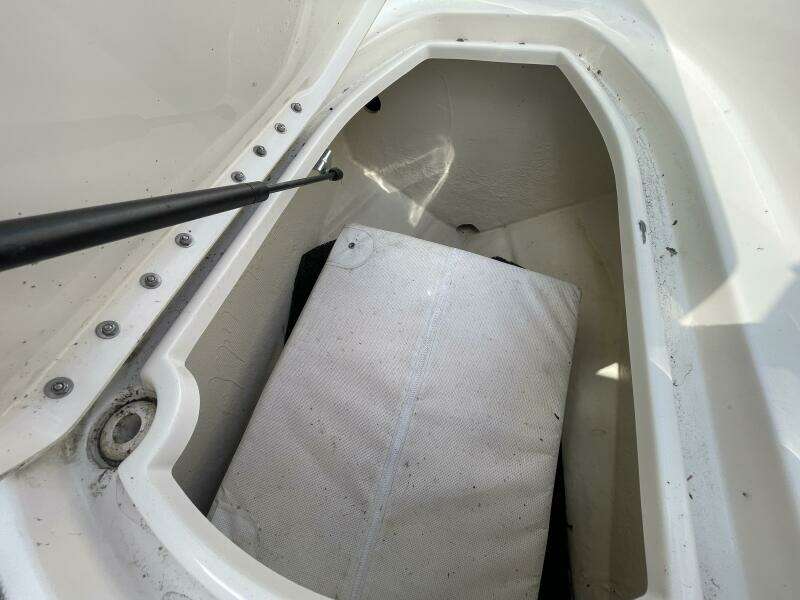 N a 28ft Sea Ray Yacht For Sale