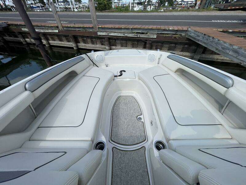 N a 28ft Sea Ray Yacht For Sale