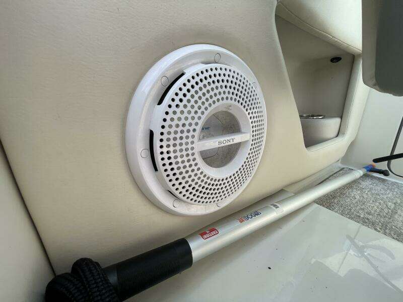 N a 28ft Sea Ray Yacht For Sale