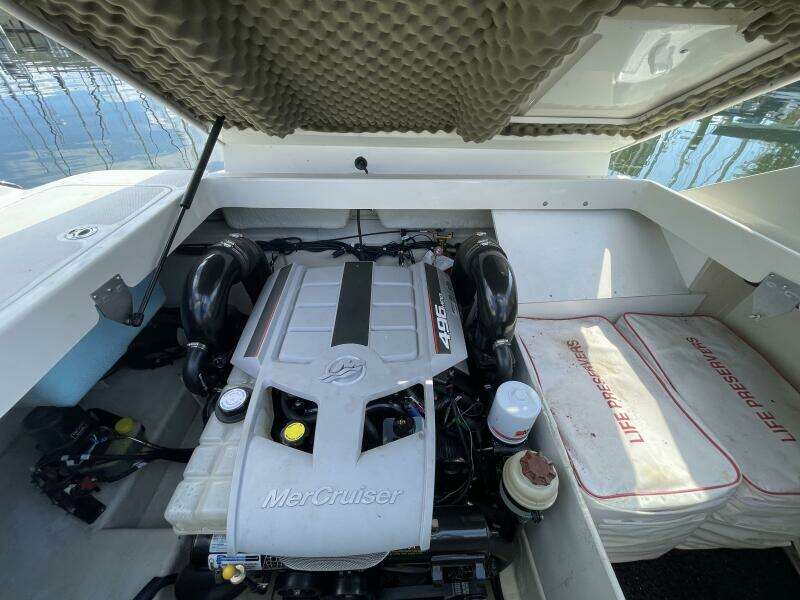 N a 28ft Sea Ray Yacht For Sale