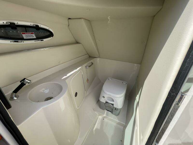 N a 28ft Sea Ray Yacht For Sale