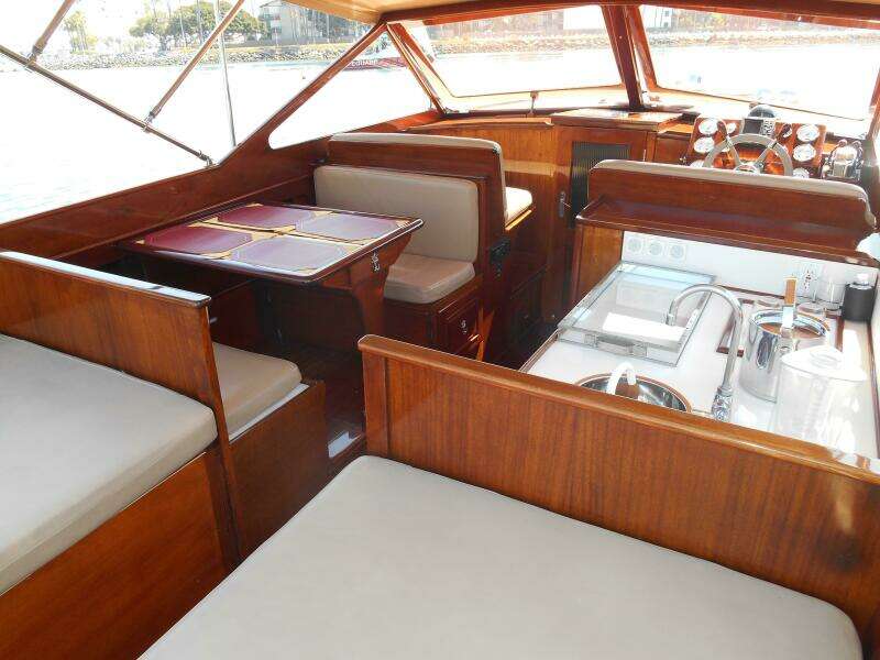 Dazzler 30ft Lyman Yacht For Sale Dazzler 30ft Lyman Yacht For Sale