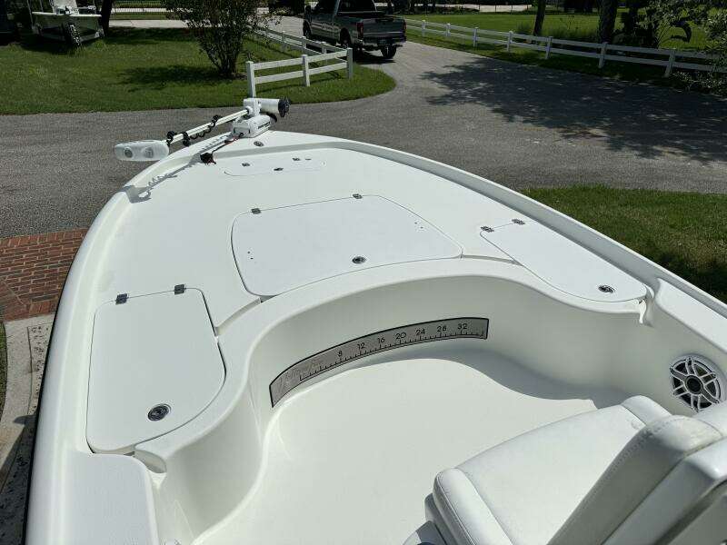 24ft Yellowfin Yacht For Sale